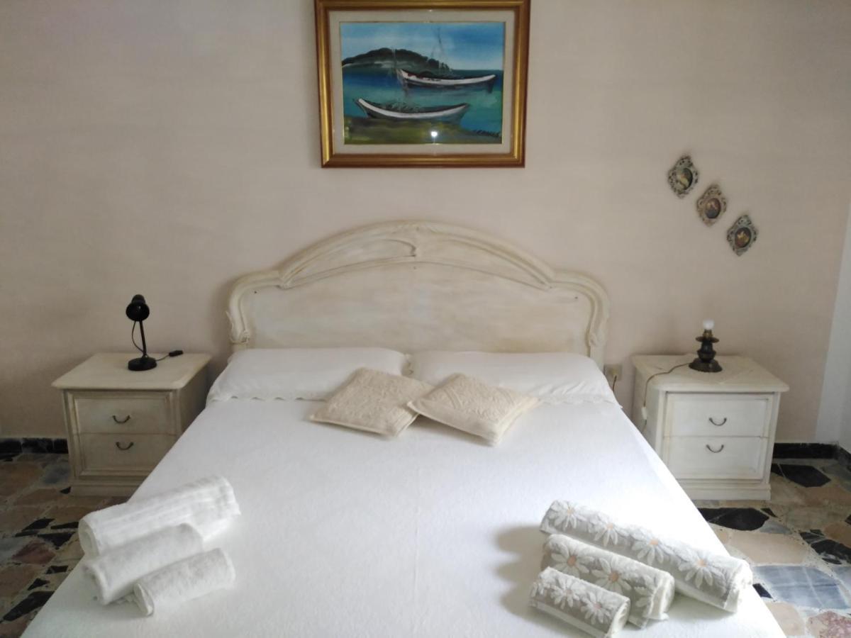 Nonna Dora Bed & Breakfast Muros Exterior photo