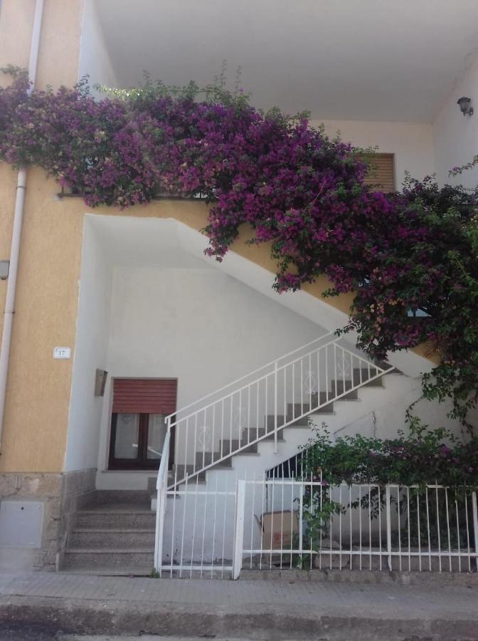 Nonna Dora Bed & Breakfast Muros Exterior photo