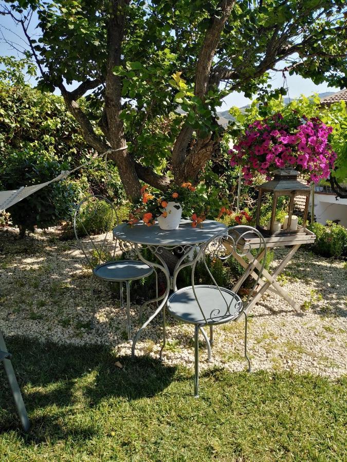 Nonna Dora Bed & Breakfast Muros Exterior photo